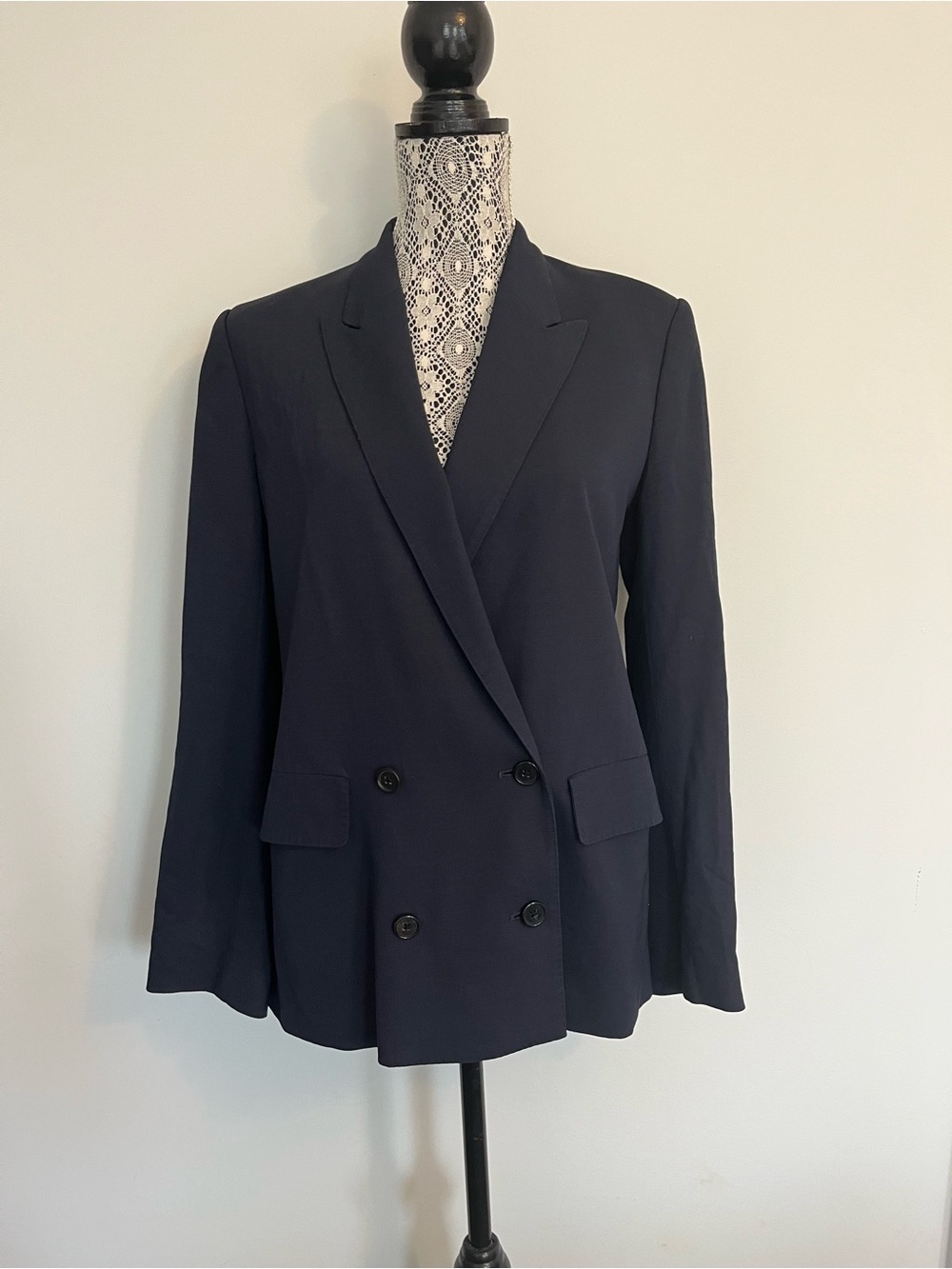 Aritzia Double-Breasted Navy Blazer - Picture 2 of 7